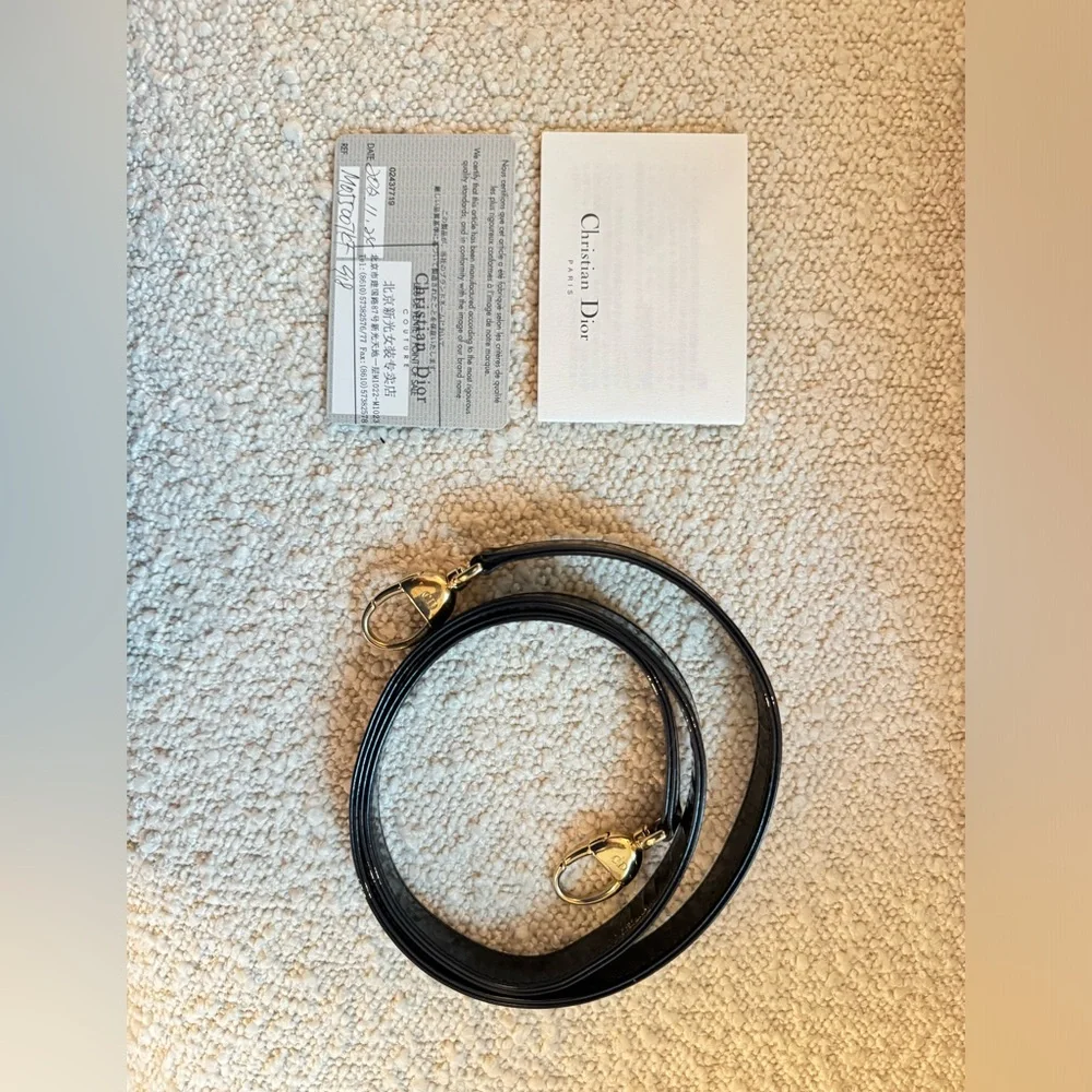 Authentic Dior Tweed Multicolor Medium - Picture 7 of 7